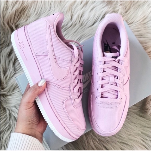 Nike Shoes - Nike Air Force 1 low